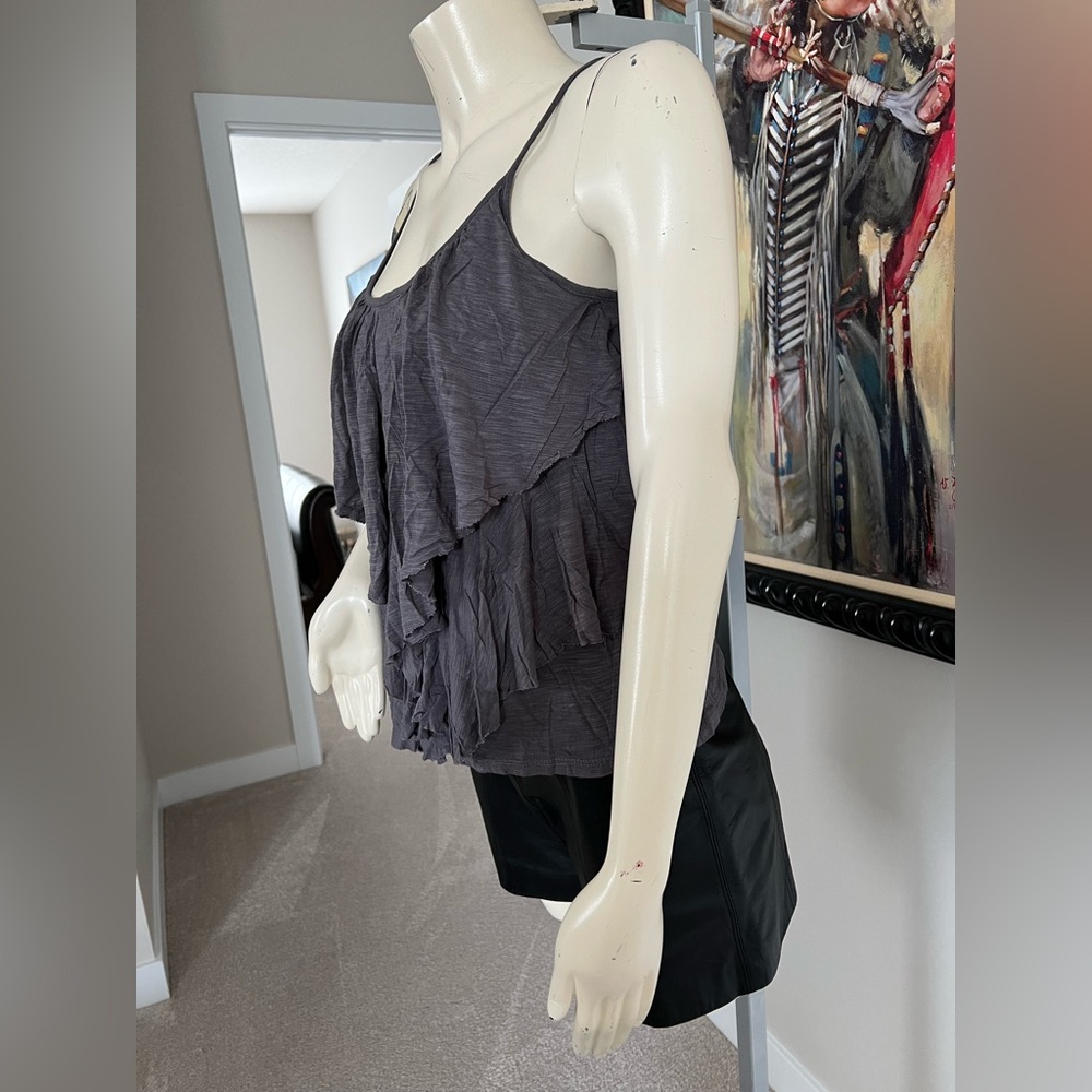 h.i.p. Gray Tiered Ruffle Spaghetti Strap Camisole - Picture 5 of 9